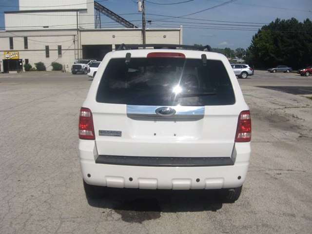 2009 Ford Escape Limited 4dr SUV V6